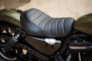 harley-davidson-iron-883-2016-seat